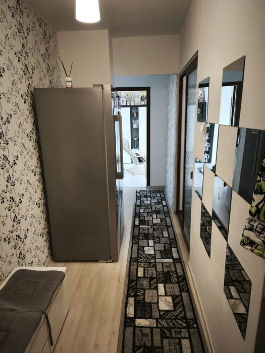 Vand apartament 2 camere