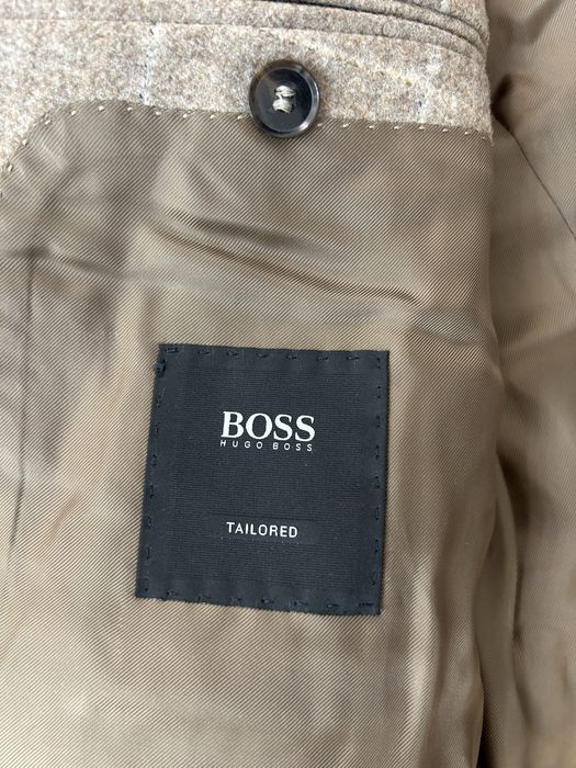 Костюм за 1000 $ Hugo Boss Tailored оригинал, как новый