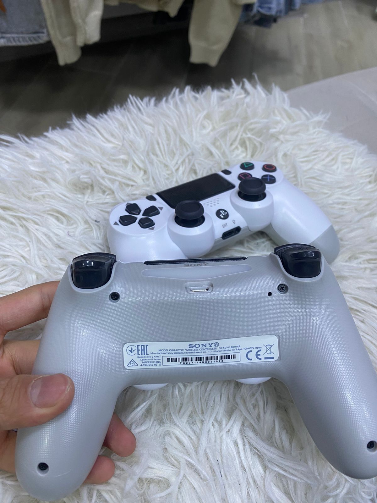 Dualshock 4 / Джойстик 4