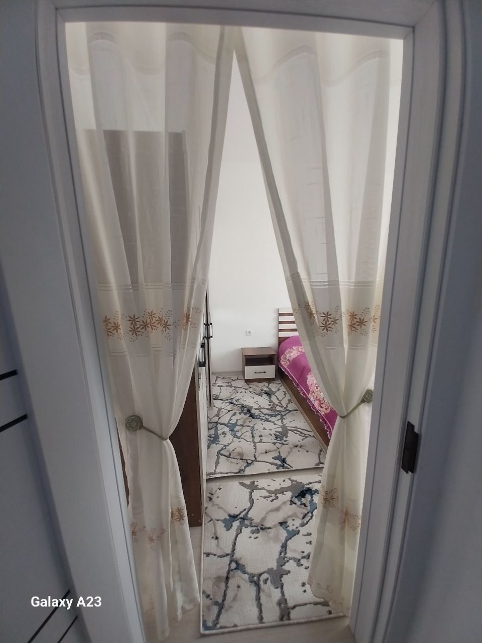 Арендага Яшнабод олмос махаллада
