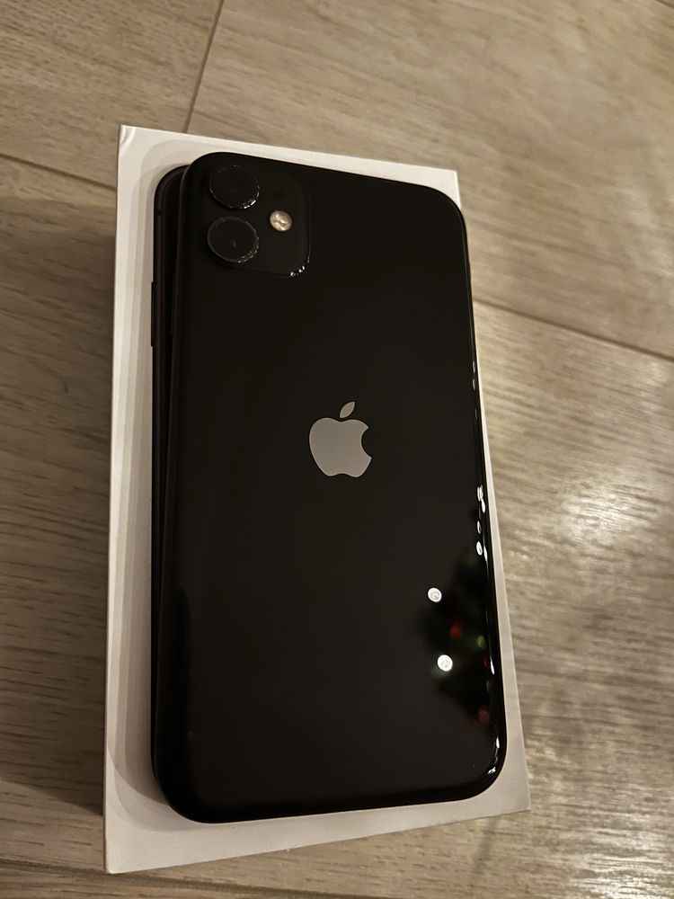 iPhone 11 Black 128 GB