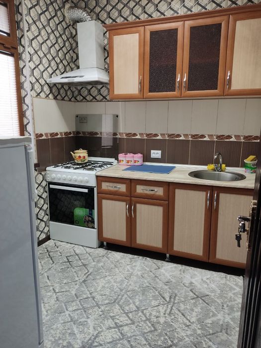 Xalol va pokiza kvartiralarmiz bor.