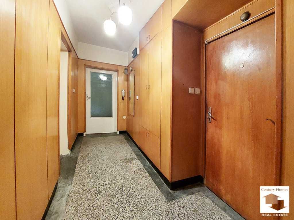 104919 Изцяло южен апартамент с три стаи на бул. България, В. Търново