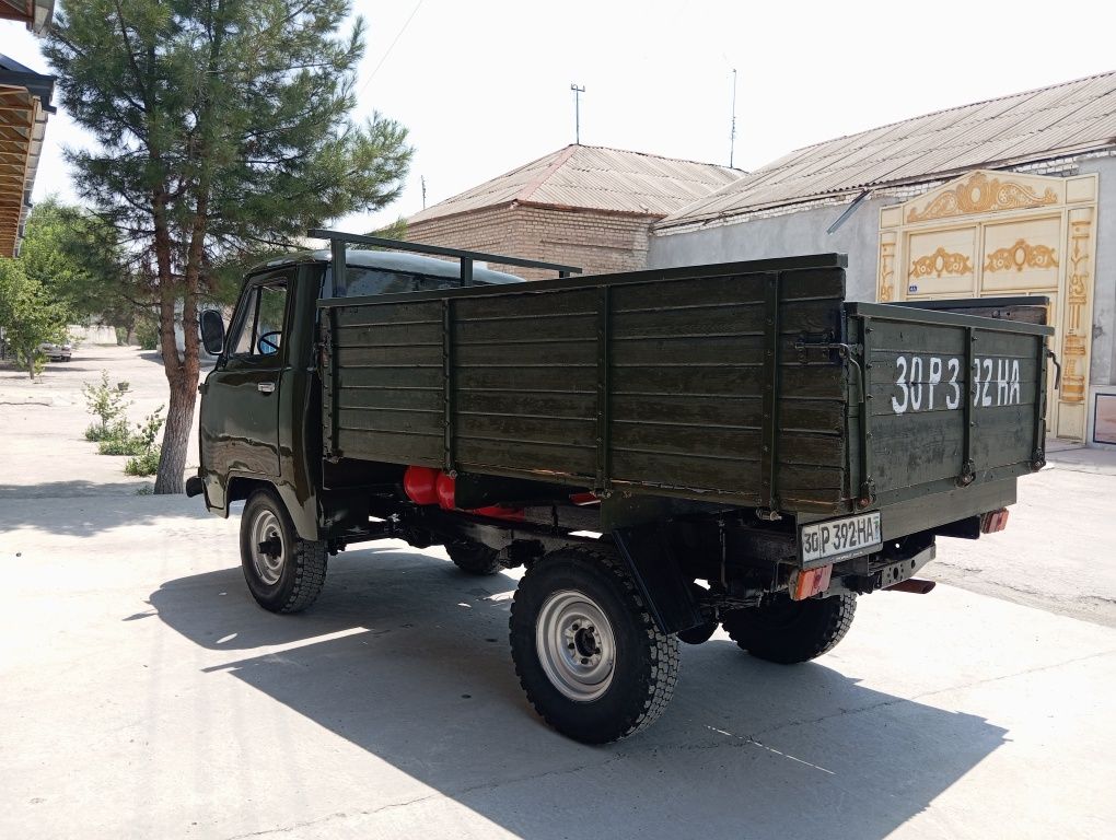 УАЗ 3303 бартавоя