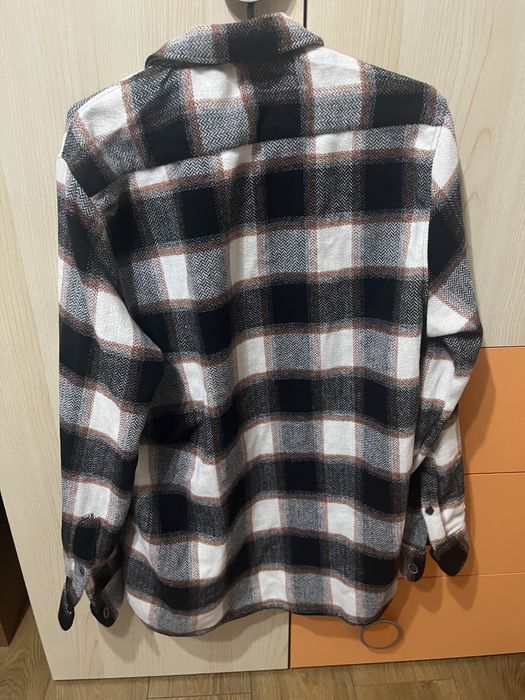 Bluza dsquared marimea XL/L noua cu eticheta