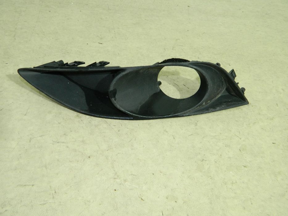 Grila proiector partea dreapta, Toyota Auris, 2007, 2008, 2009, 2010, , 81481-02050