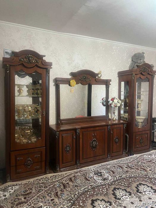 Стенка почти новая