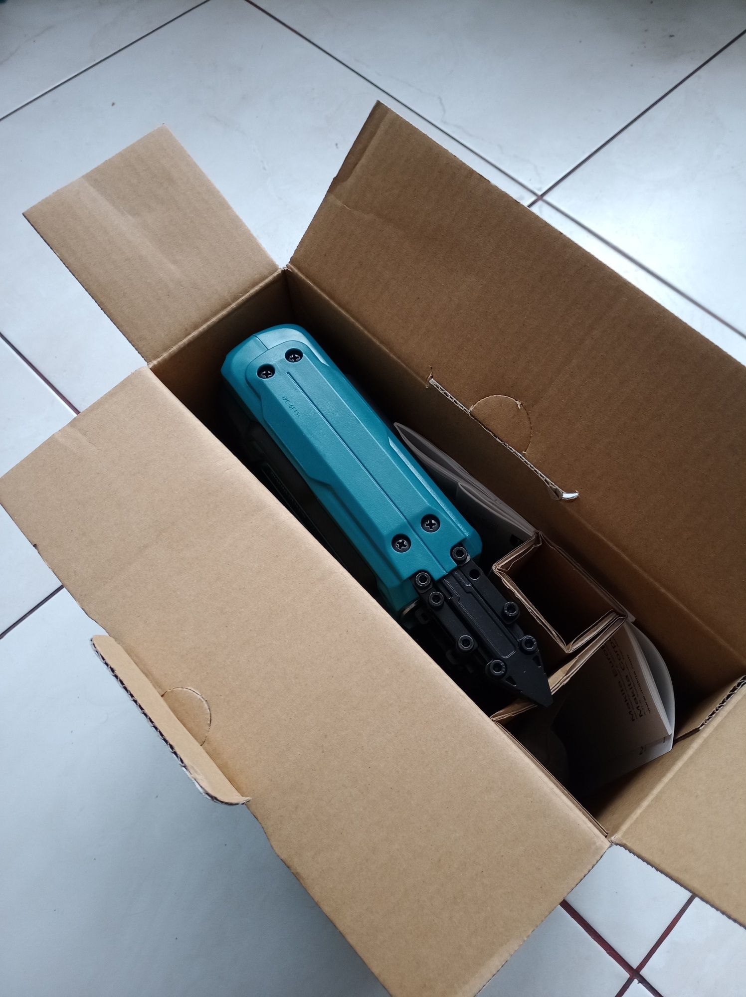 Pistol cuie DFN 350 an 2024 nou