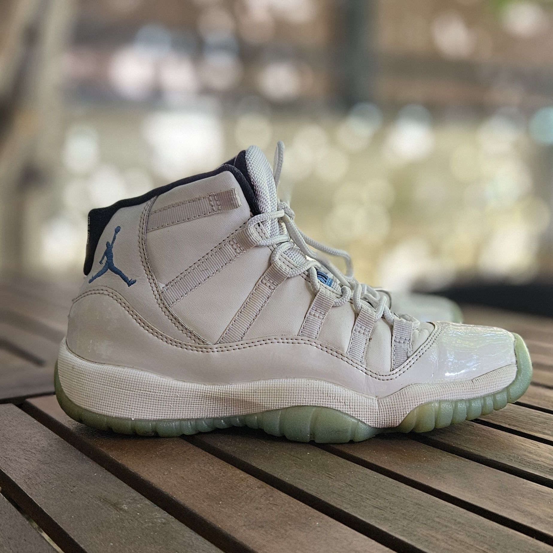 Nike Air Jordan 11 Retro Legend blue - 5Y - 37. 5