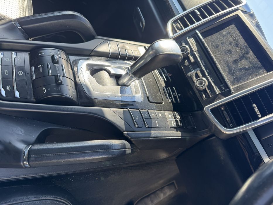 Dezmembrez / piese porsche cayenne 2012 3.0tdi crc