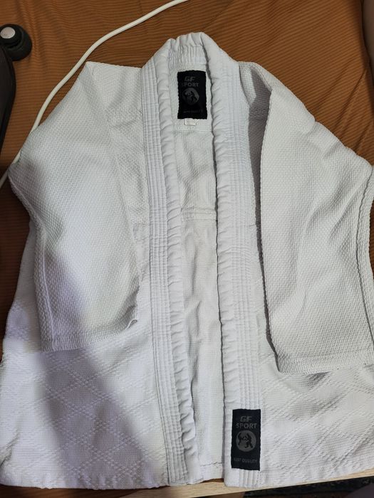Продам кимоно...