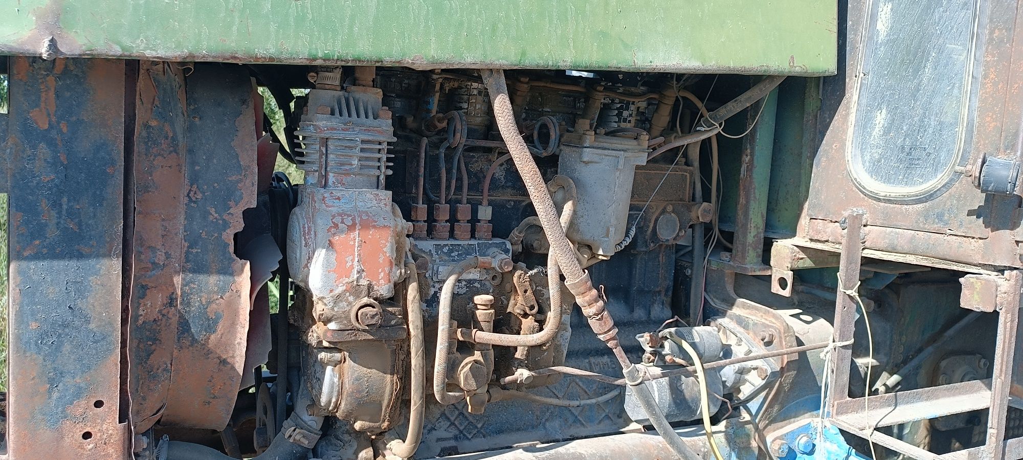 TTZ80 11 TRAKTOR sotiladi