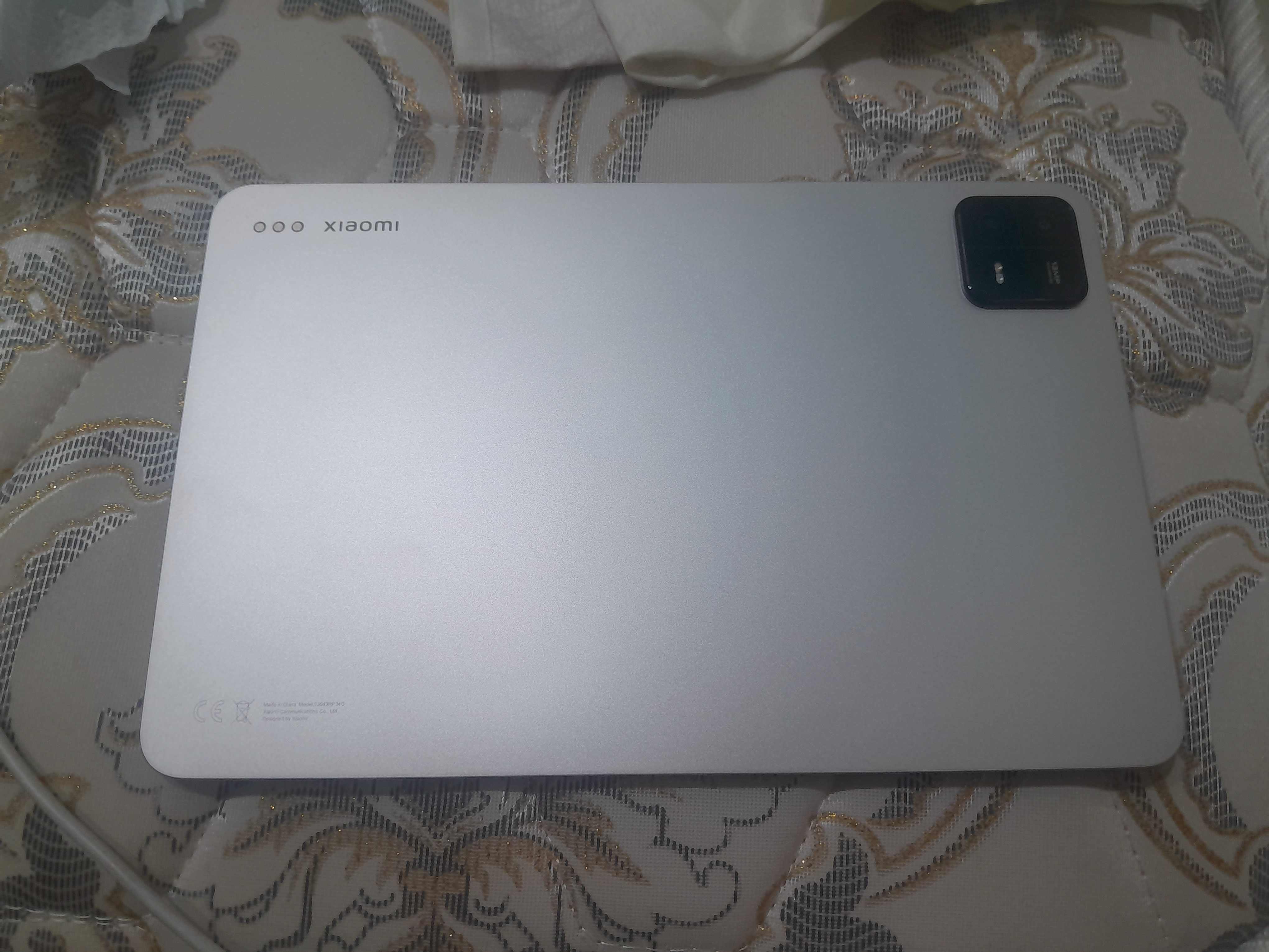 Планшет Xiaomi Pad 6 11 дюйм 8 Гб/256 Гб золотистыйСтилус Xiaomi Smart
