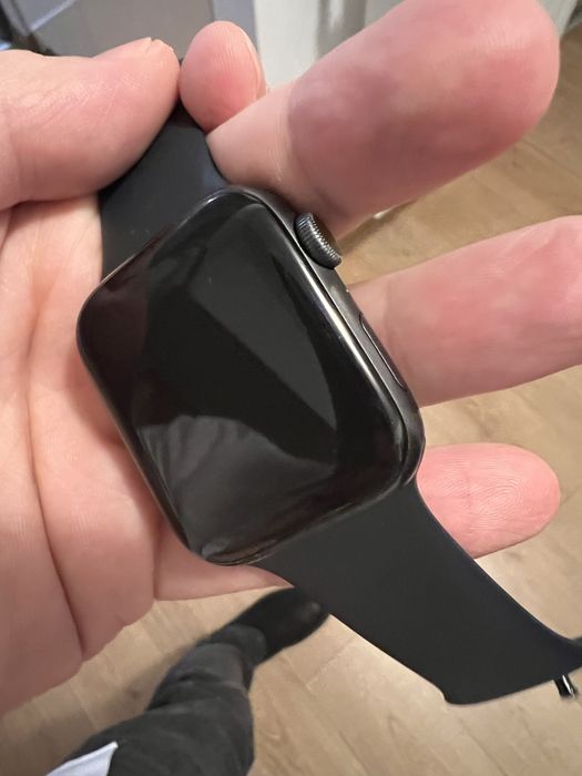 Apple watch SE (2nd generation)