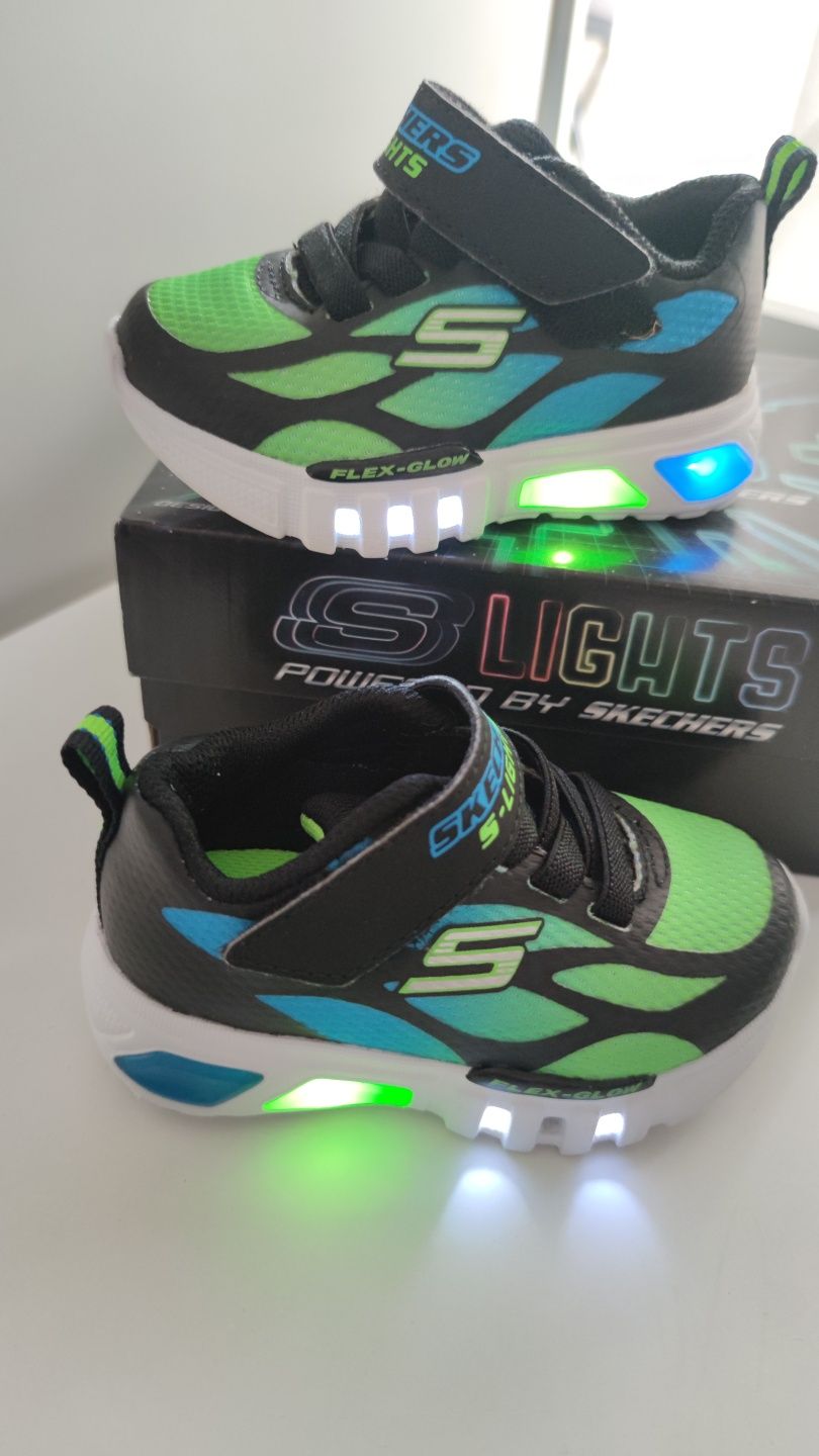 Pantofi sport SKECHERS măsura 21 (11 cm)