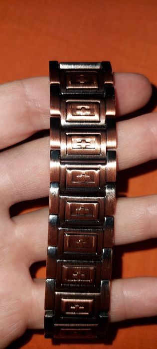 Vând brățara din cupru