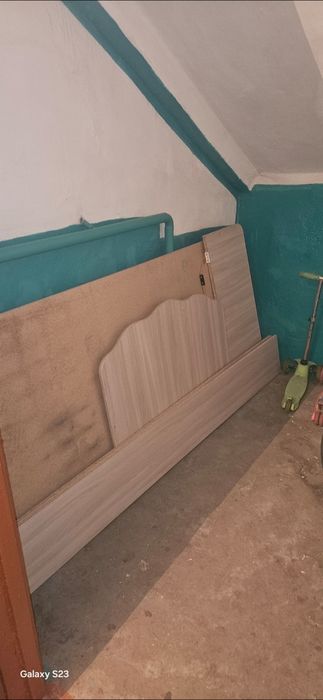 Отдам даром кровать