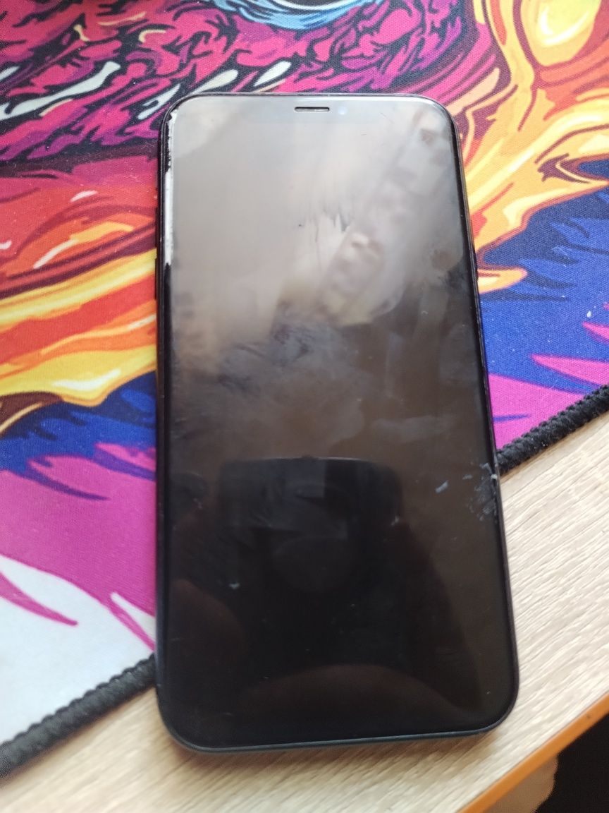 Iphone xr cu husa de la MOBILFOX