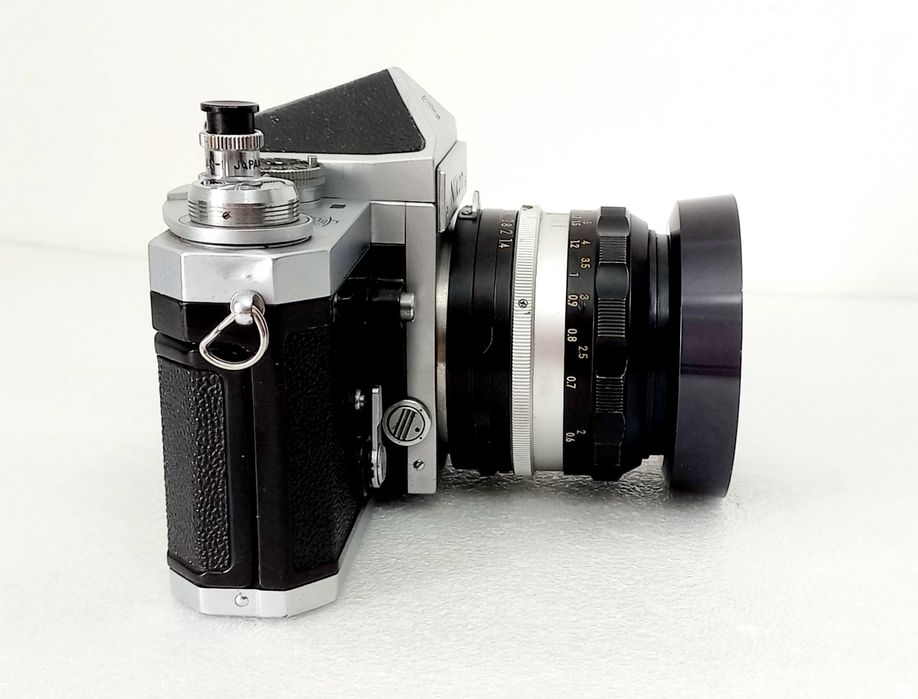 Aparat foto film vintage NIKON F - The Legend