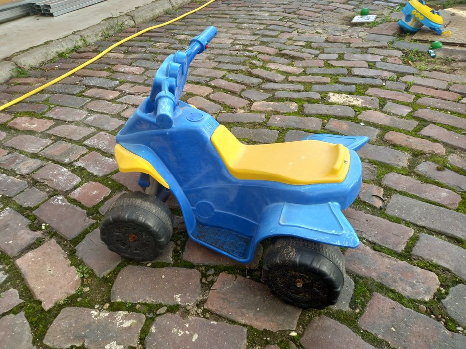 Atv electric pt copii