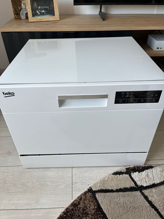 Masina de spalat vase BEKO
