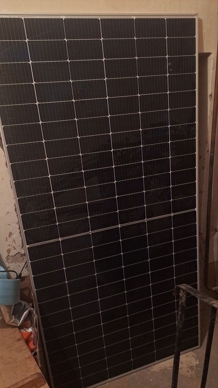Quyosh paneli 550W