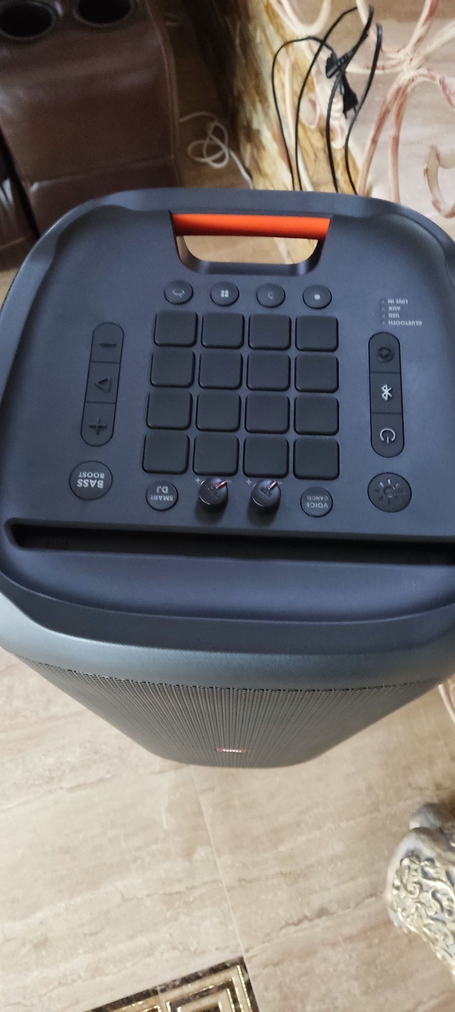 Boxa activa JBL Partybox 1000 / 1100W suna exceptional