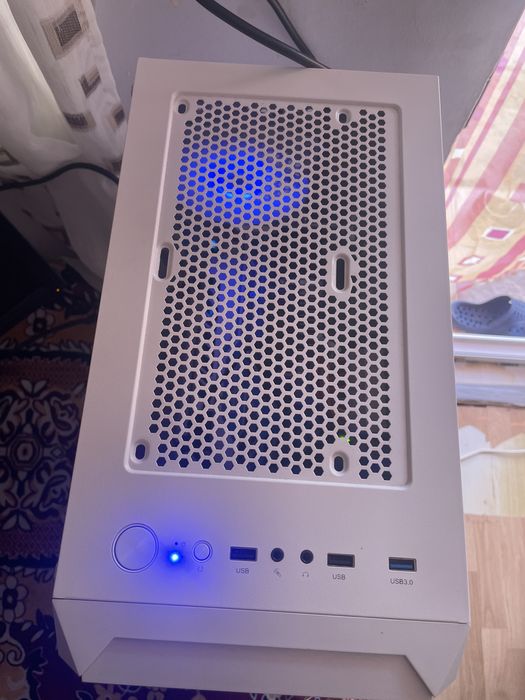 Vand calculator pro gaming, in stare perfecta de funcionare, doar PC