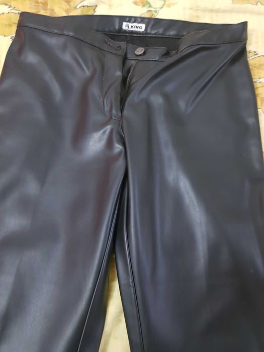 Pantaloni imitatie piele, dama