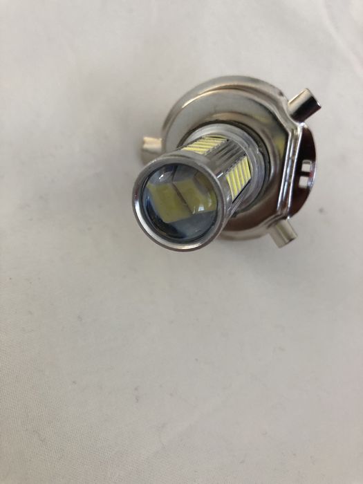 Bec led H 4 -12v