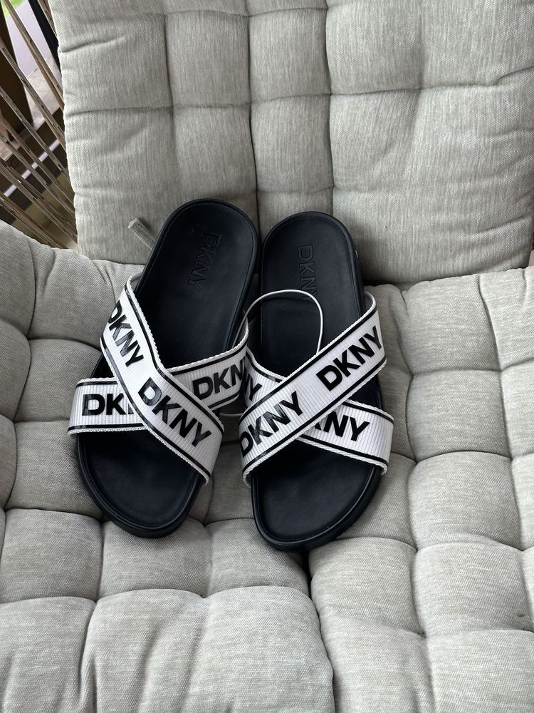 Оригинални чехли DKNY
