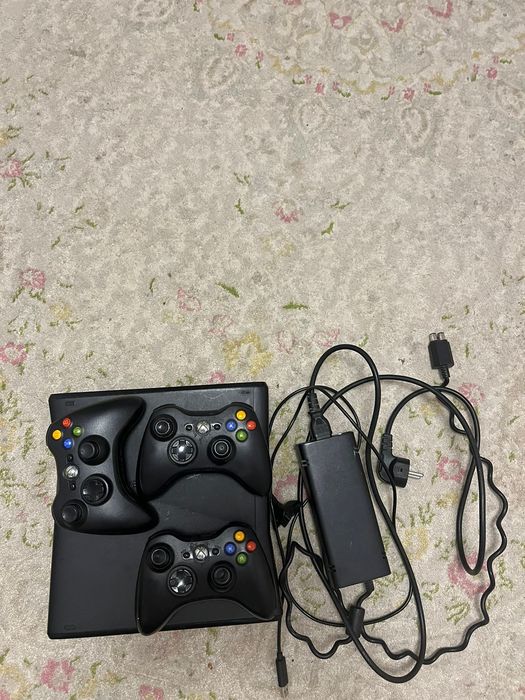 Xbox 360 отличном состоянии