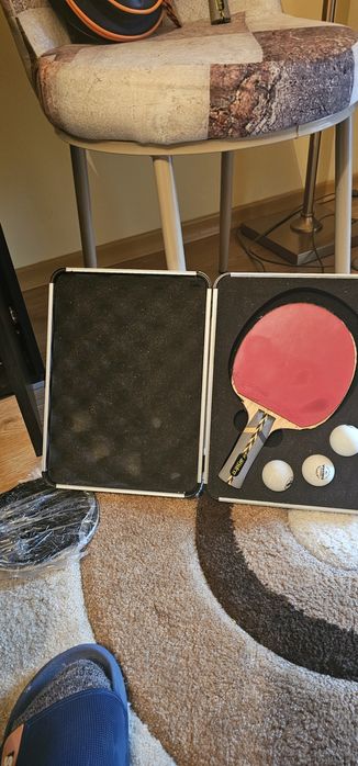 Vând palete tenis de masa