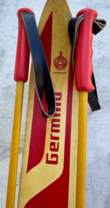 Винтидж Германски ски Germina от GDR