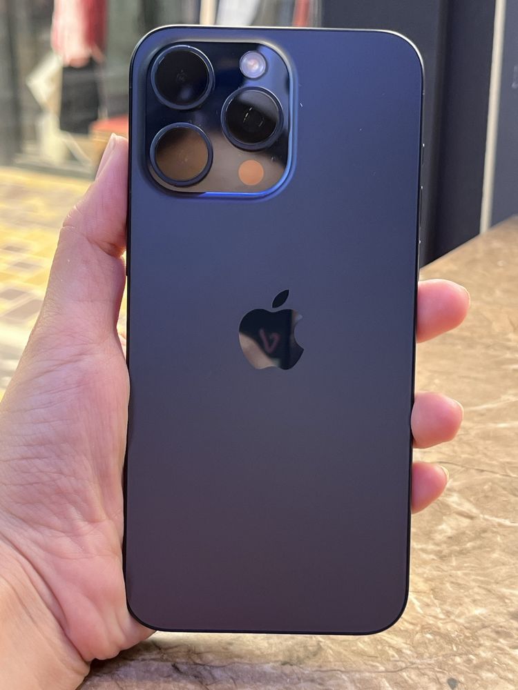 iPhone 15 pro max 256 GB
