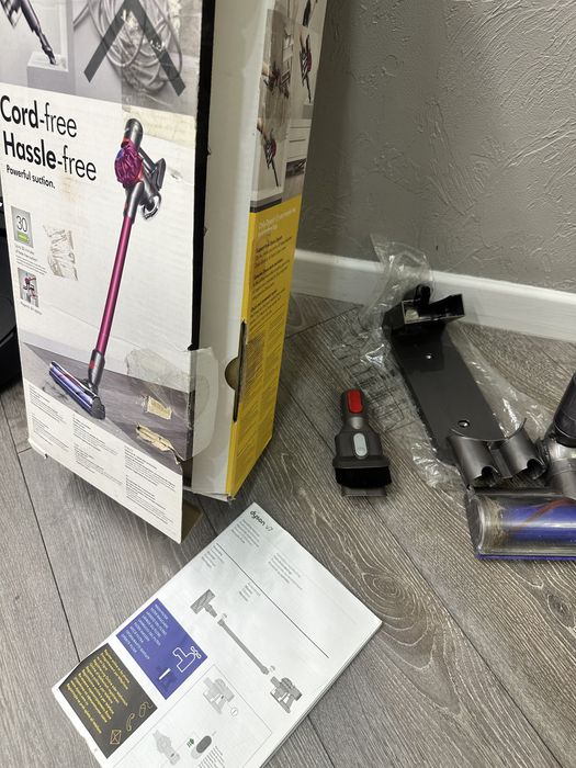 Dyson v7 пылесос