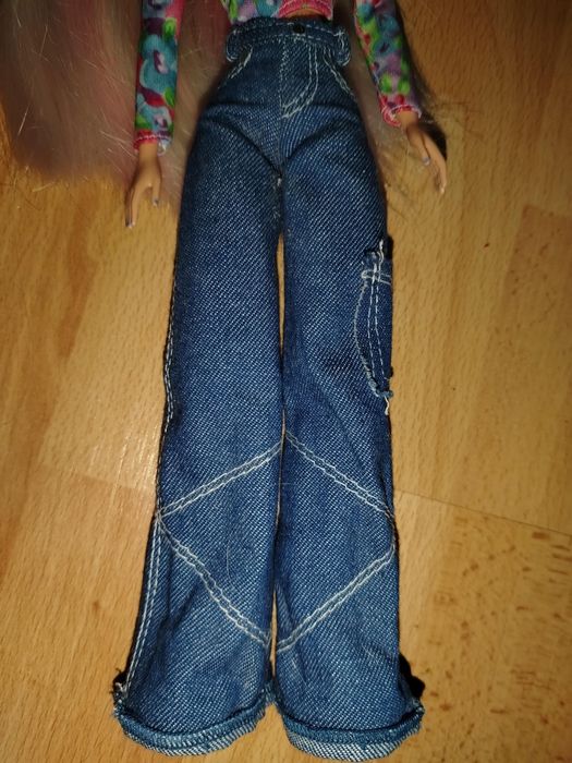 Papusa Barbie Happening Hair 1998