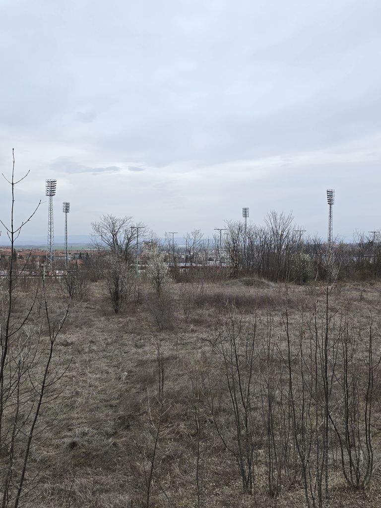 Продава се Парцел в Горна Оряховица - 8644 кв.м за 60 €/кв.м - Снимка #4