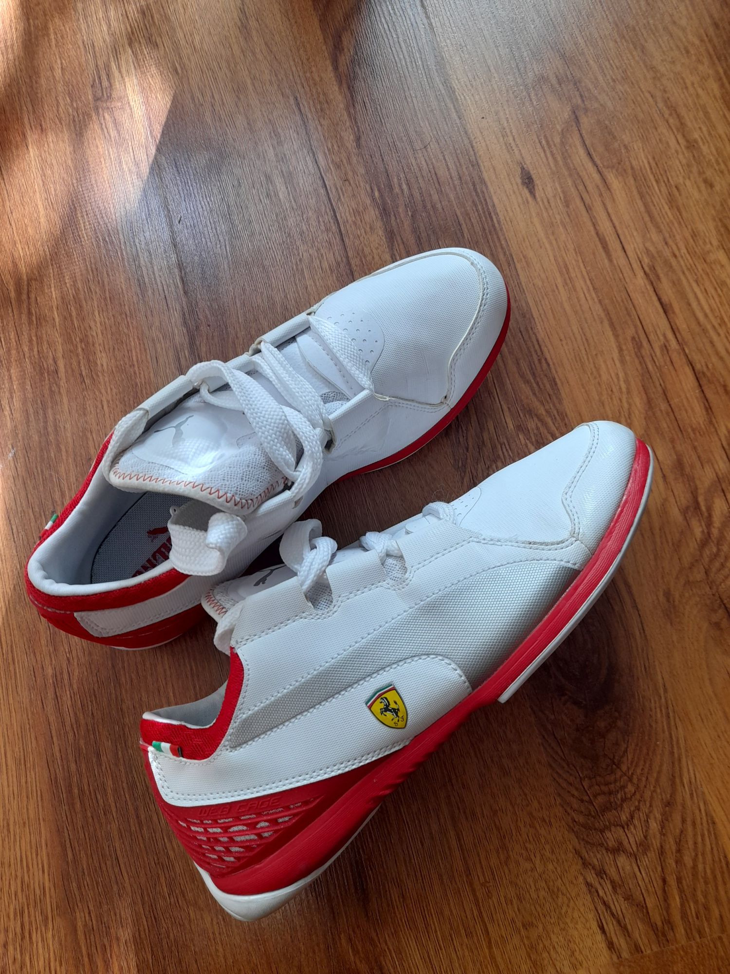 Puma Ferrari маратонки 41- 42 номер.