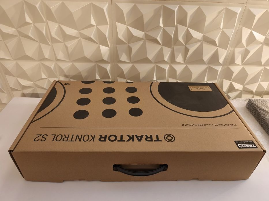 Consola Traktor S2 MK3