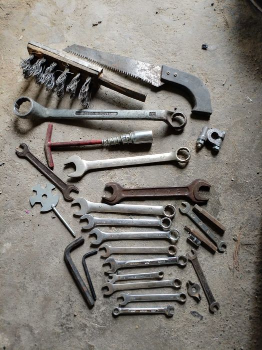 Ключи инструменты разные