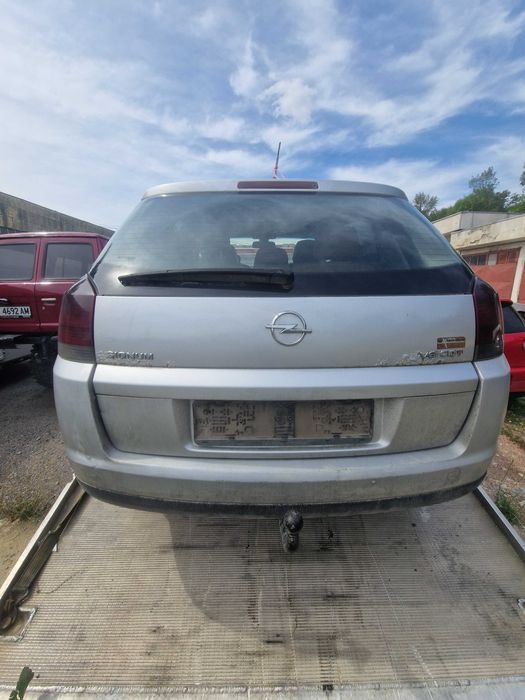 Opel Signum 3.0 177кс на части