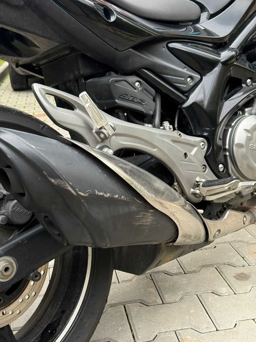 Suzuki Gladius 650 (SFV-650) limitat A2
