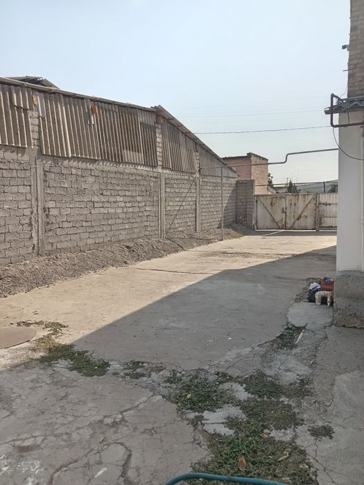 Hovli uy sotiladi 7 sotih