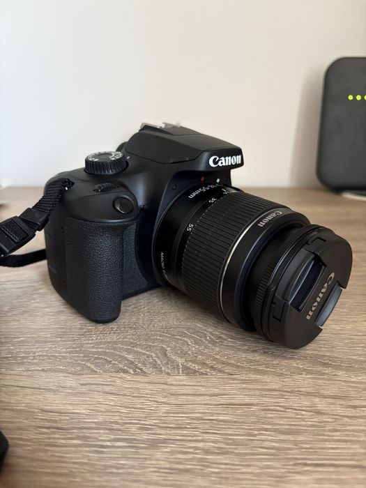 Canon EOS 4000D с обектив EFS 18-55mm – Отлично състояние