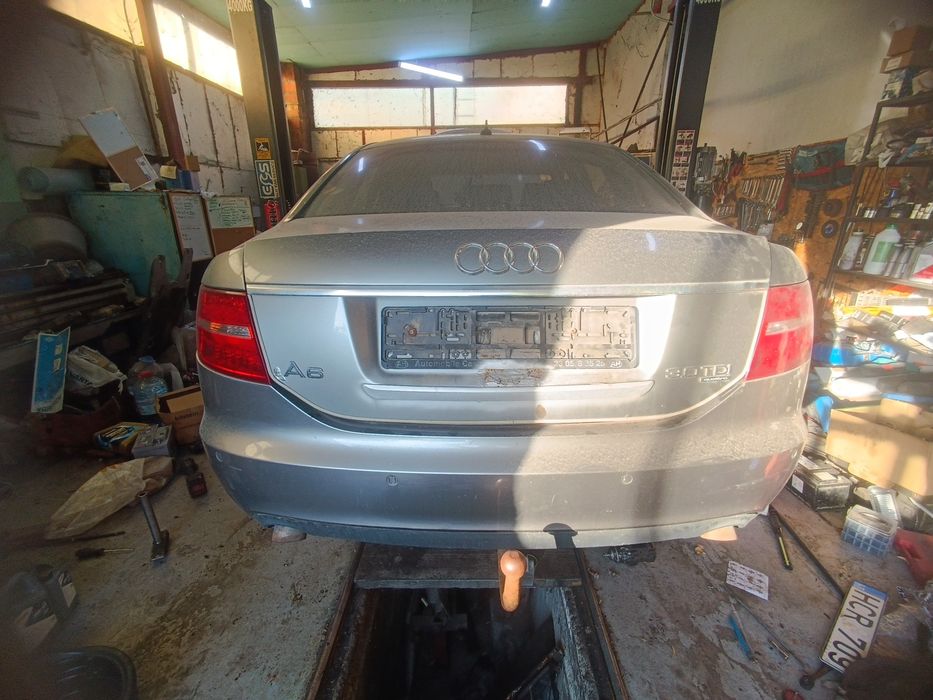 Audi A6 quattro 3.0Ауди А6 куатро запазен салон  за части