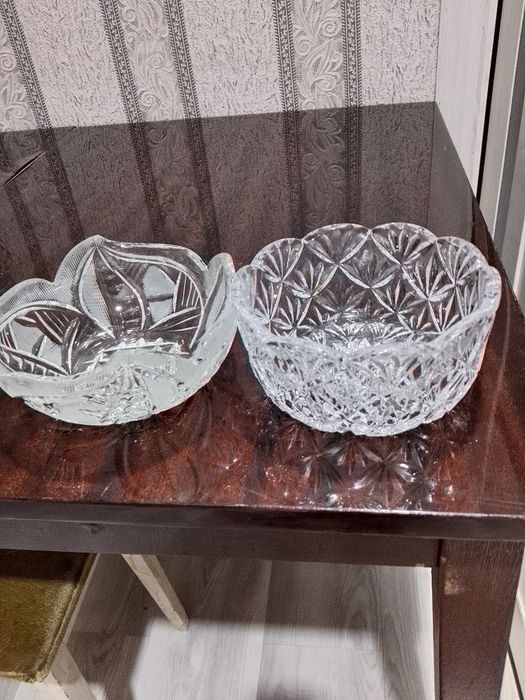 Продаются хрустальные вазочки