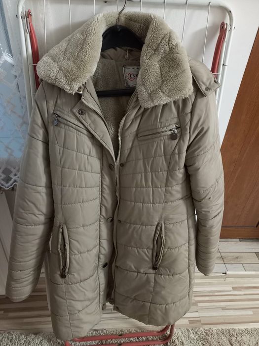 Дамско зимно яке
