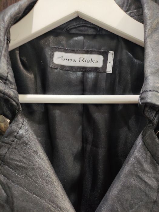 Дамски тренчкот Anna Riska