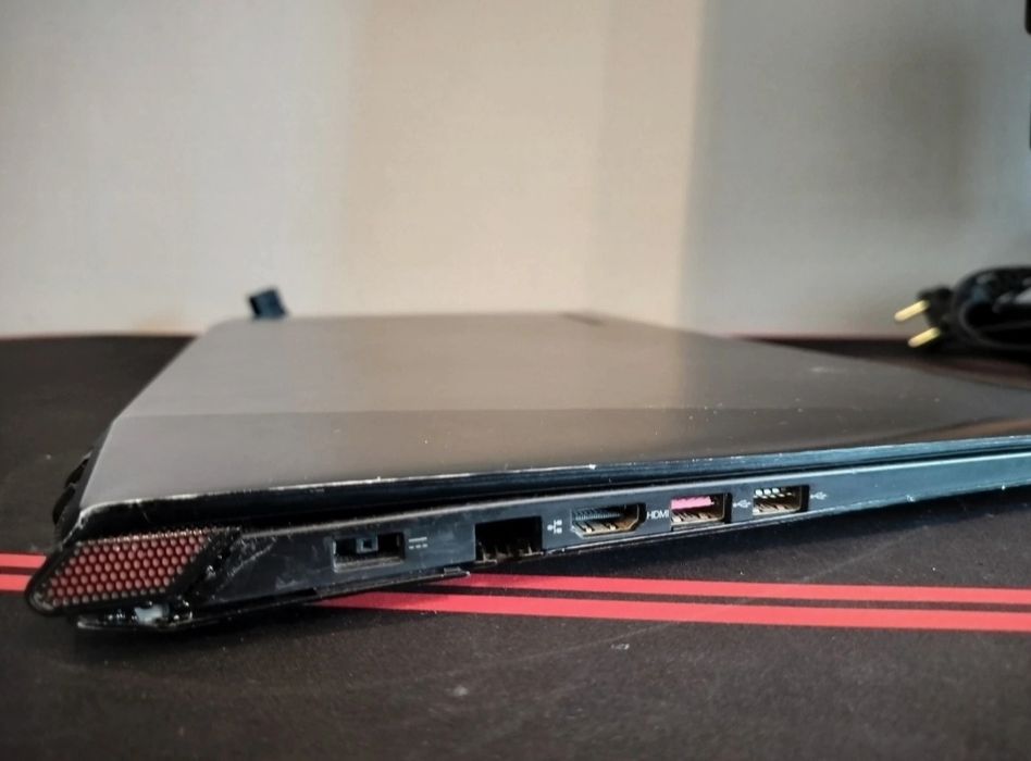 Lenovo Y50-70, i5-4210H, GTX 860M 2GB, 8GB RAM